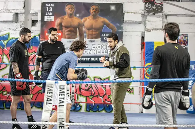 Ring de boxe à Toulouse Minimes