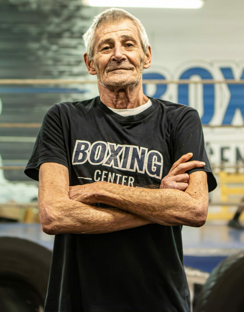 Pascal est bénévole dans notre association de boxe à Toulouse.